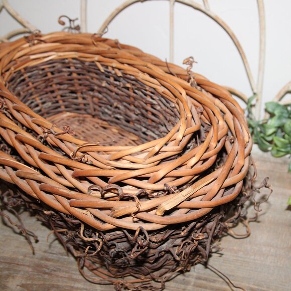 NEW Set of 3 Large Rustic French Country Farmhouse Willow Wicker Nesting Baskets - Picture 6 of 12